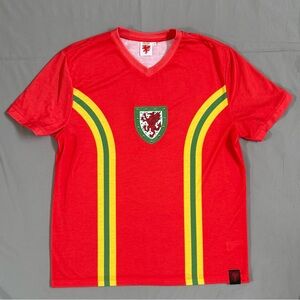 Men’s Retro Wales‎ Soccer Red Home Jersey Size Medium
